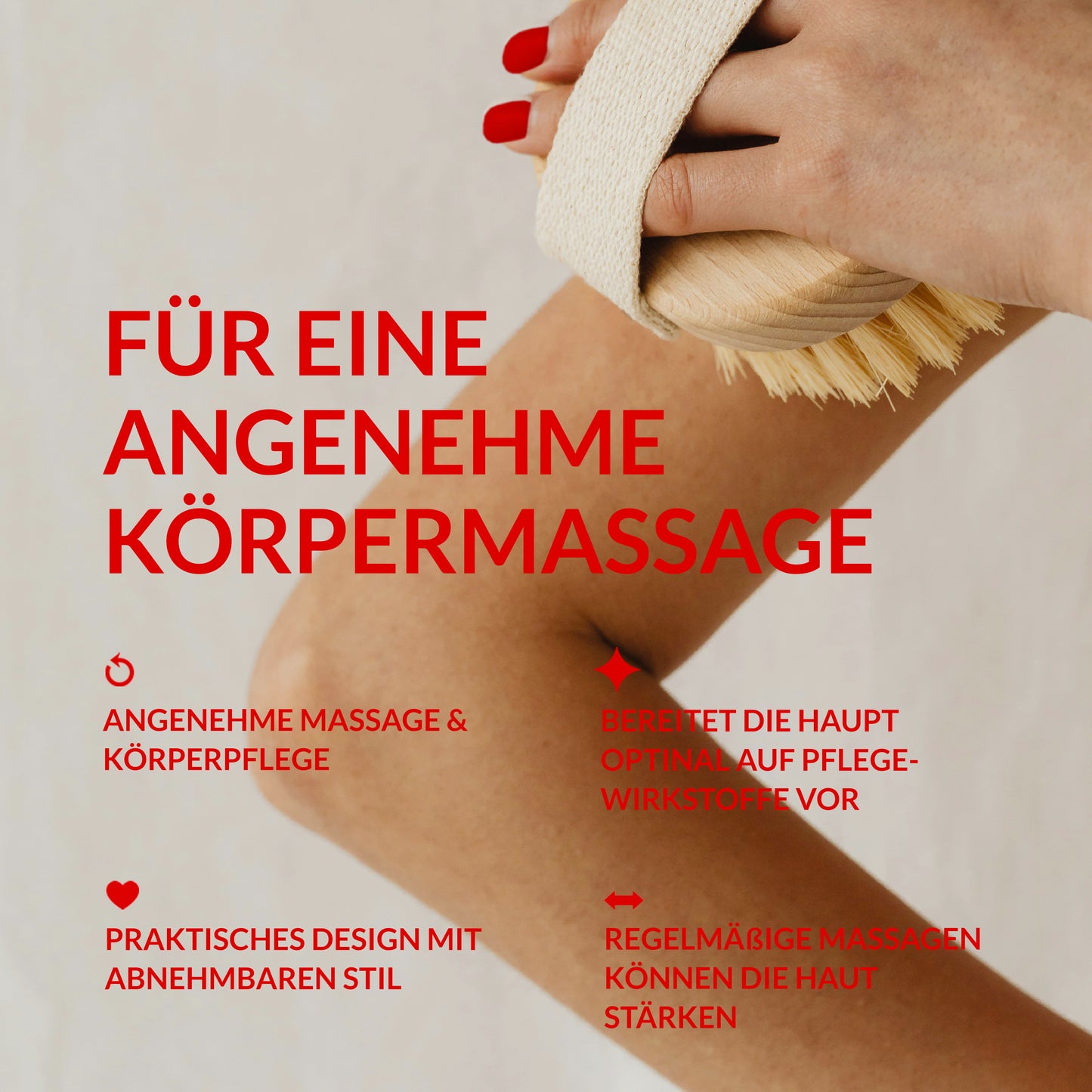 Frau massiert Bein mit der riffi Badebürste Natur aus Buchenholz – angenehme Körpermassage und Hautpflege mit abnehmbarem Stiel